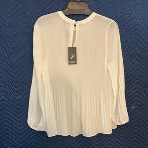 Adrianna Papell Cream Pleated Long Sleeve Blouse